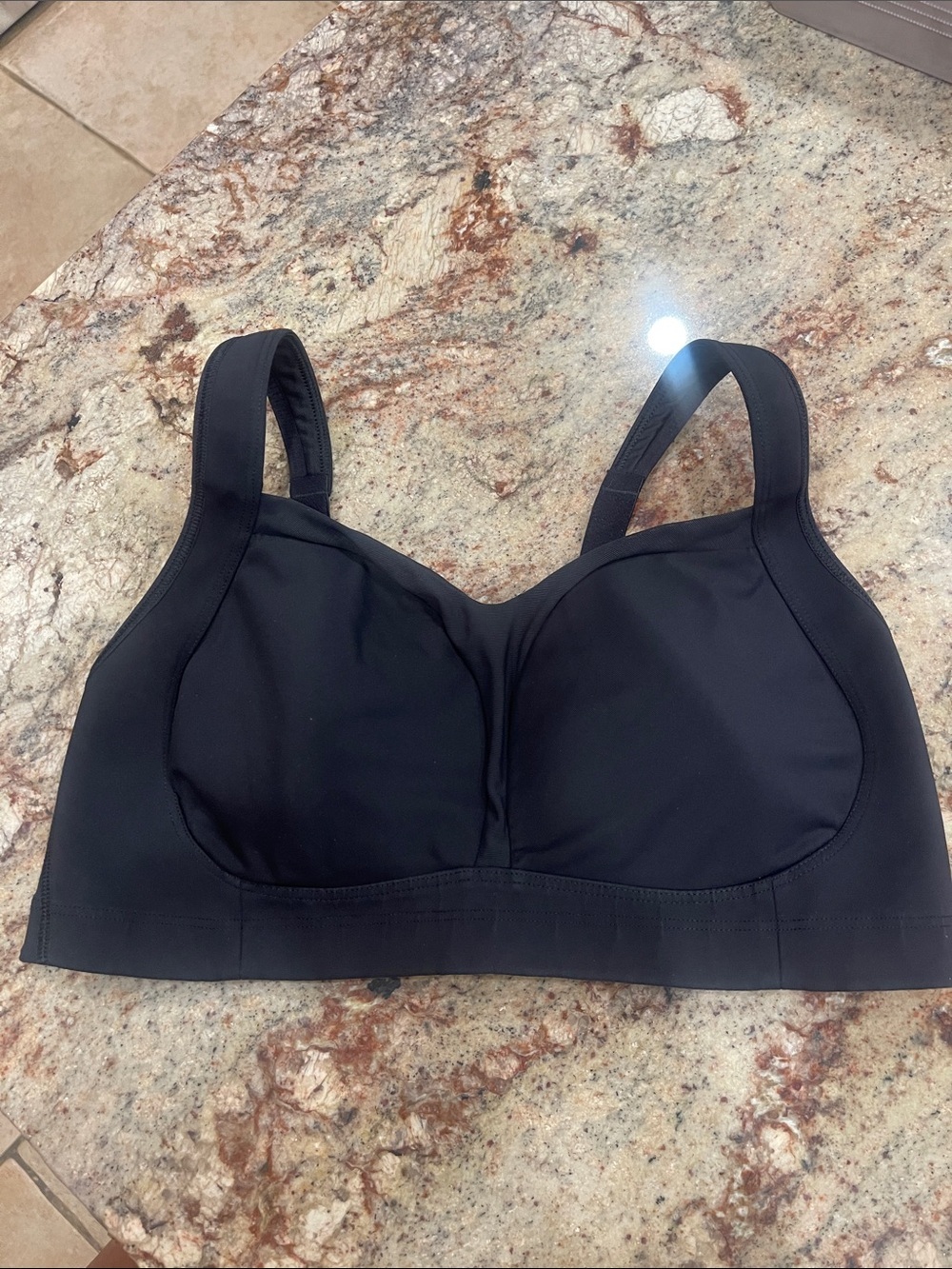 Lulu 🍋 Wireless Black Comfort Sports Bra 34D